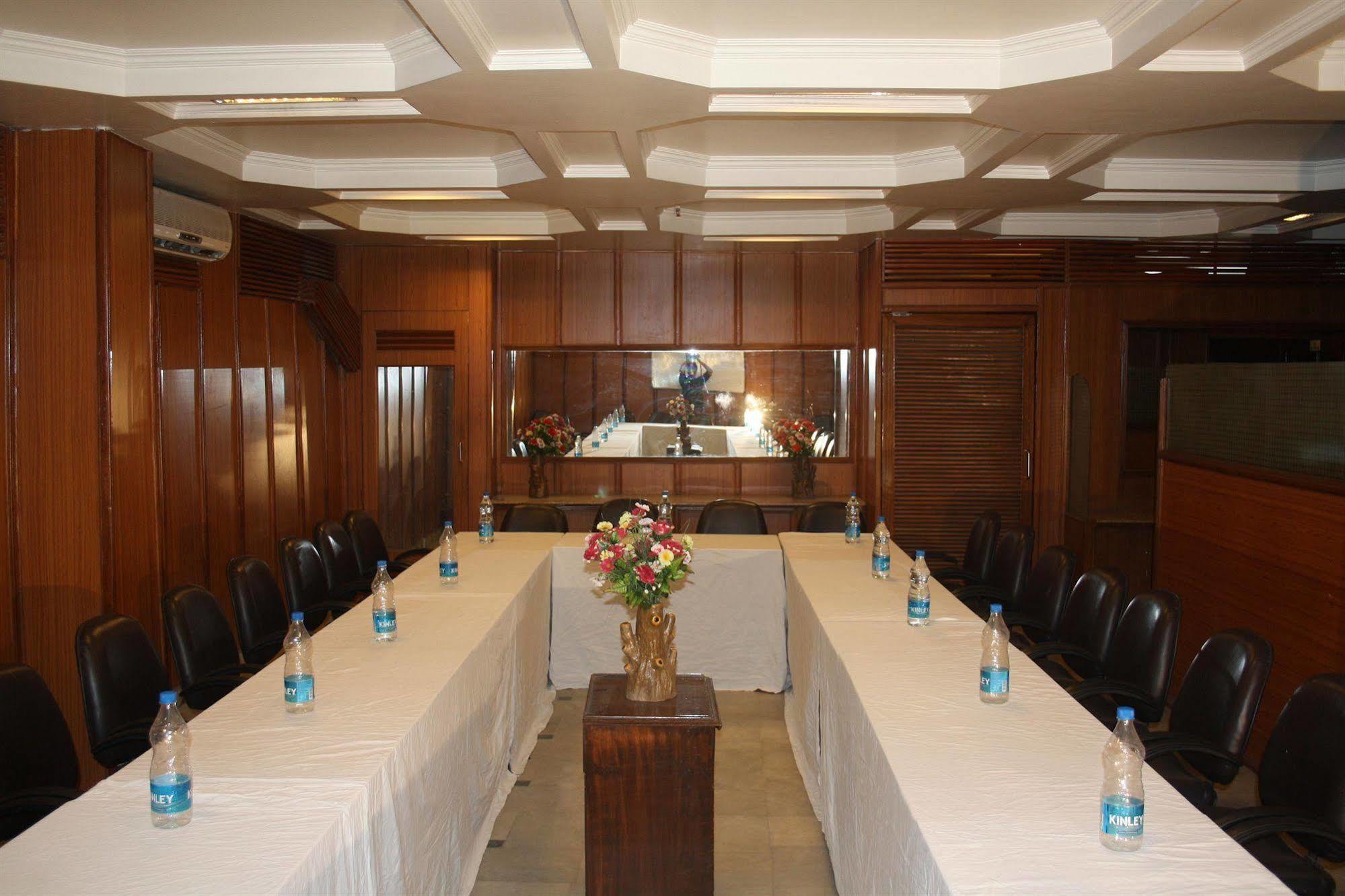 Hotel Rahul Palace Neu-Delhi Einrichtungen foto